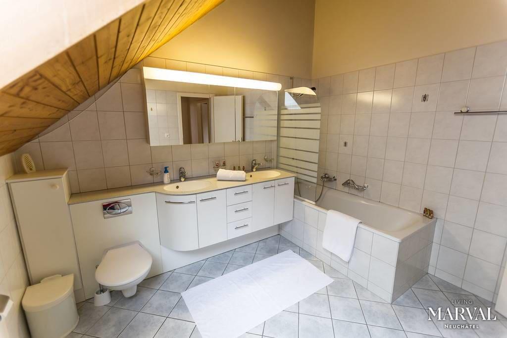 Les Galeries Marval Aparthotel Neuchatel Ngoại thất bức ảnh